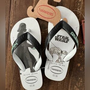 NEW! Havaianas Star Wars flip flops for kids